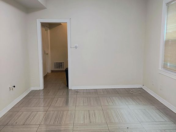 4th image of 1648 W 21st St Floor 1