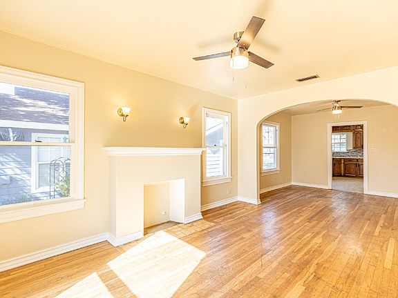 5th image of 2123 Steves Ave