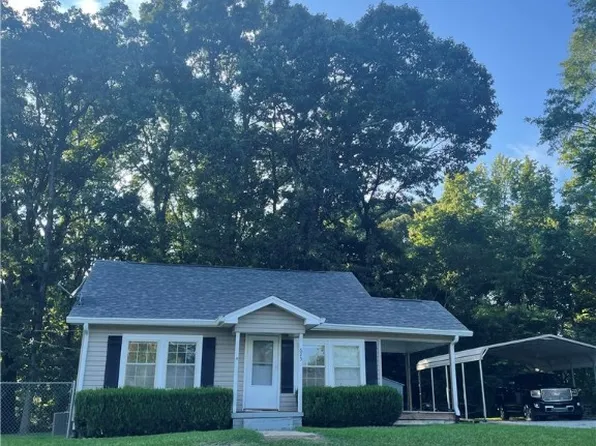 625 Hayes Rd, Starr, SC 29684