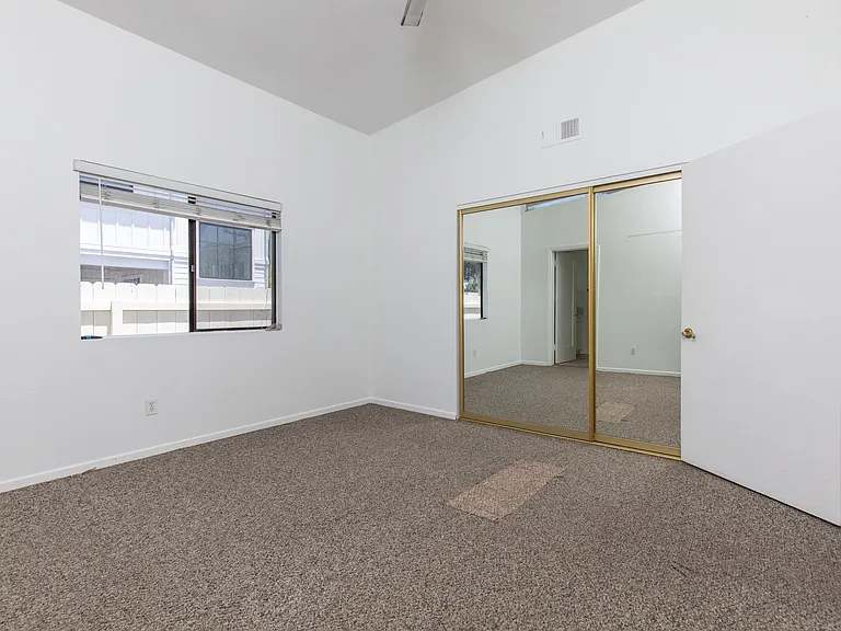 955 D Ave — Photo 23