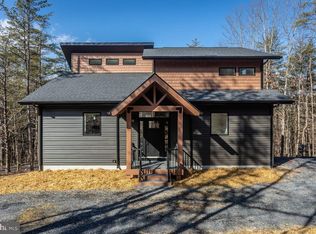 6 Beaver Rd, Basye, VA 22810