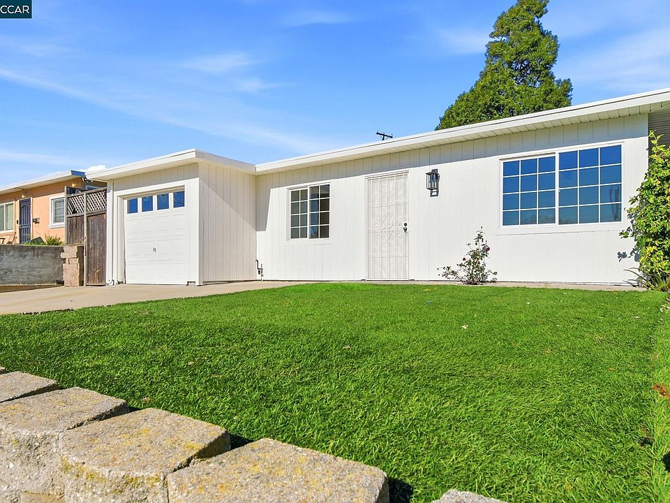 1st image of 426 La Jolla St
