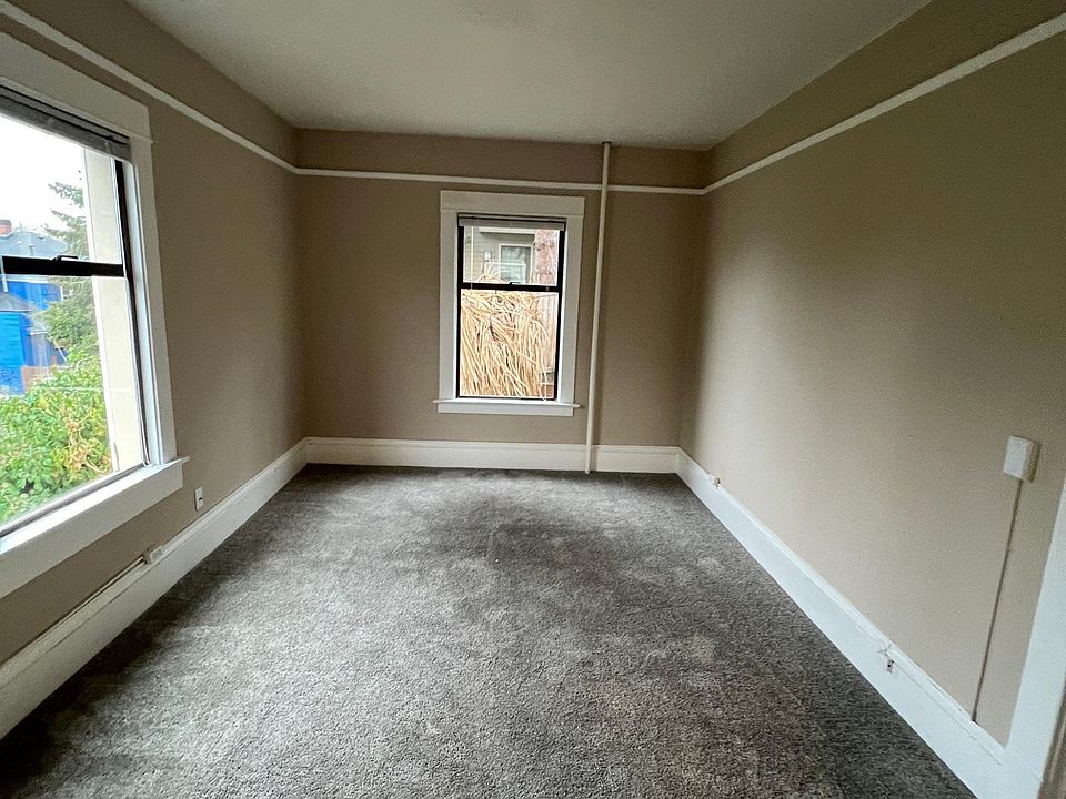 1st image of 715 4th Ave N #5