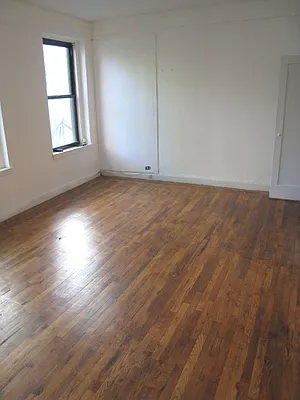 Rented by City Connections Realty | media 8