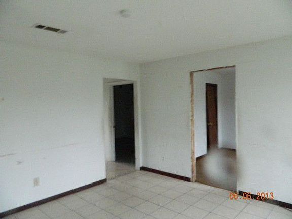 5th image of 2068 Maharry Dr