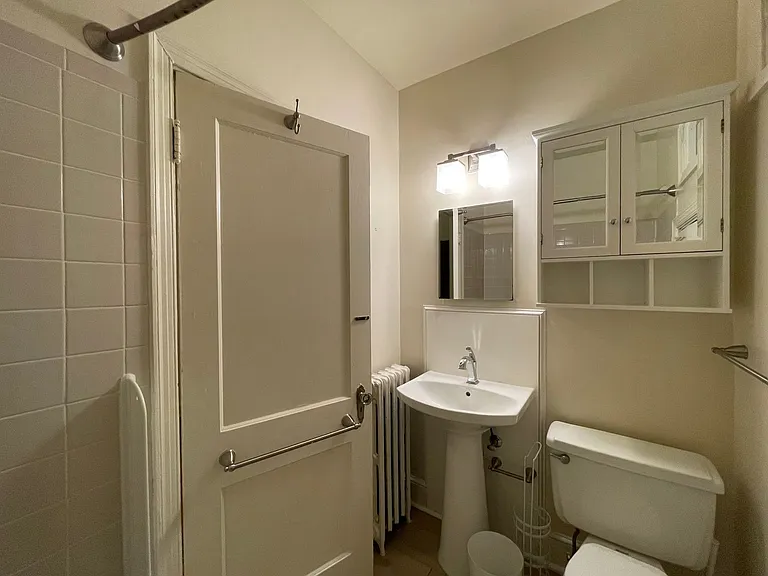 4021 Davis Pl NW — Photo 28