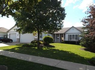 2253 Stonehaven Dr, Sun Prairie, WI 53590