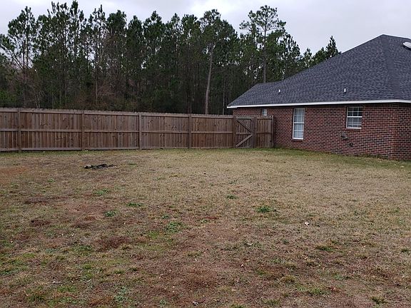 4th image of 7000 Pinehurst Dr