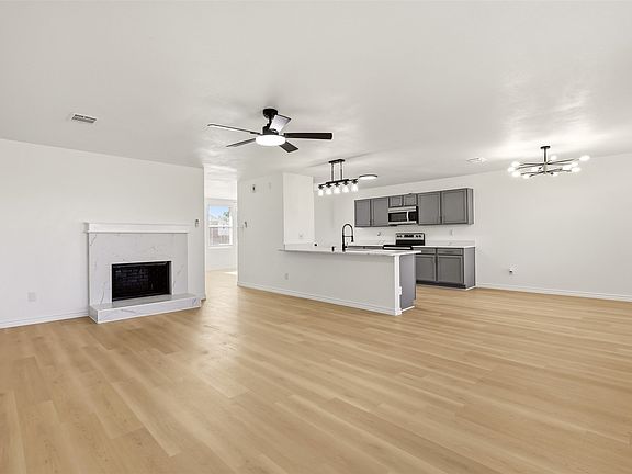 4th image of 3473 Post Oak Dr