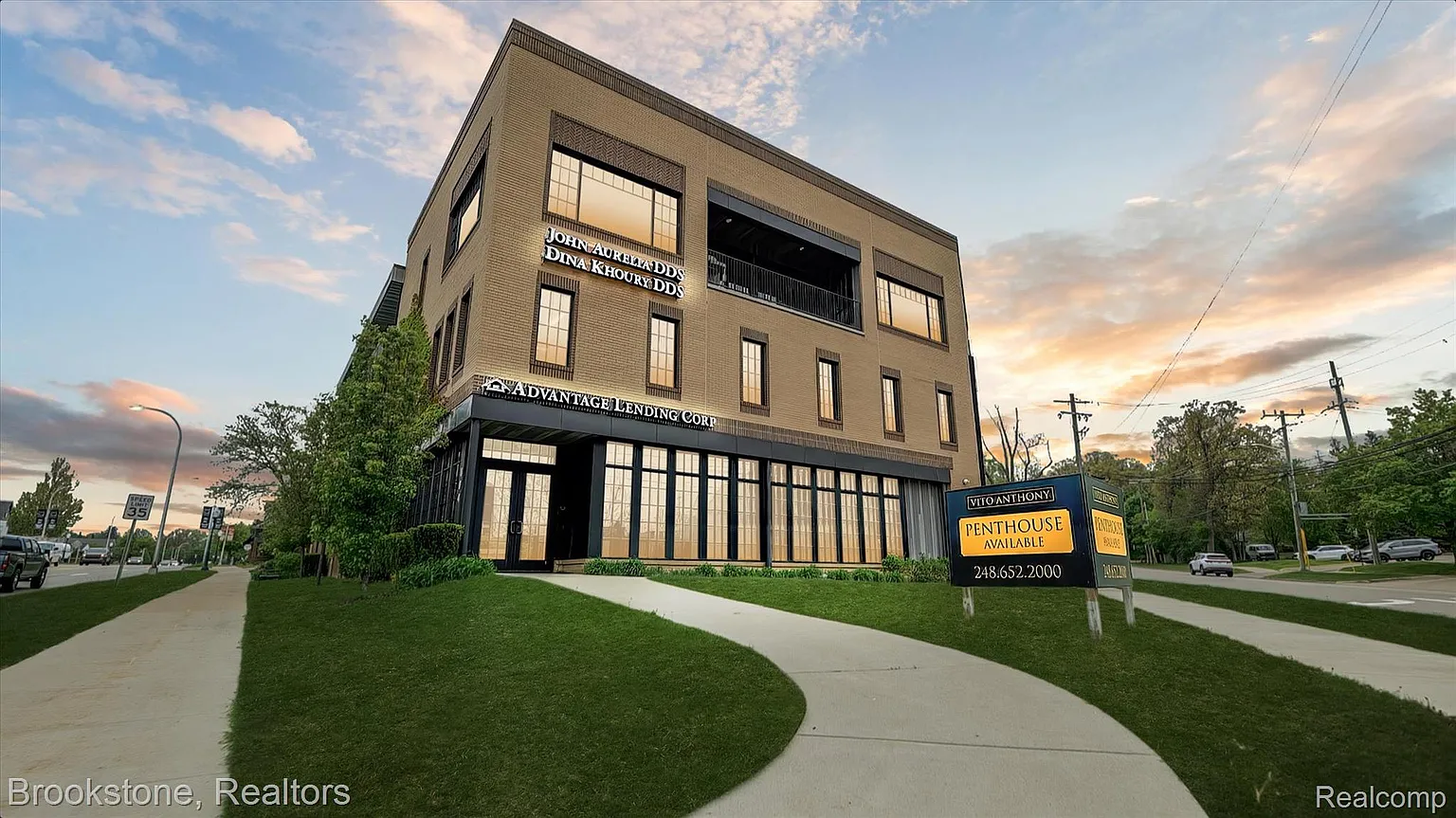 804 N Main St #2C photo 1