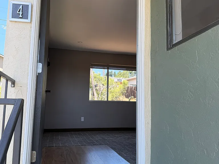 4430 Laurel St #4 — Photo 24