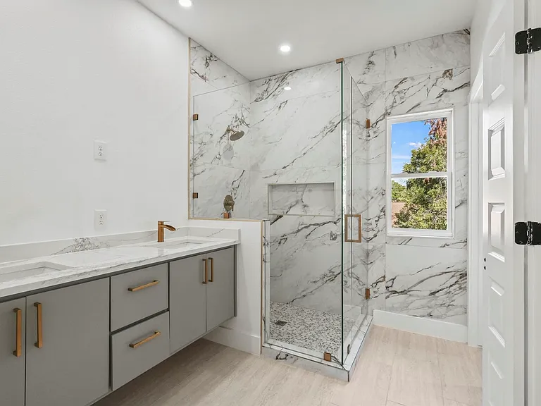 3424 Ladd St — Photo 10