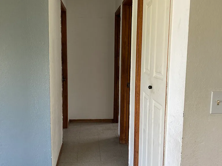 93 W Kawailani St #D — Photo 4