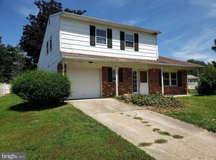 16 Glyn Dr, Newark, DE 19713