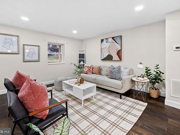 4th image of 511 Ingleside Ave