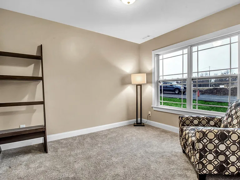 11290 Broadway St — Photo 19