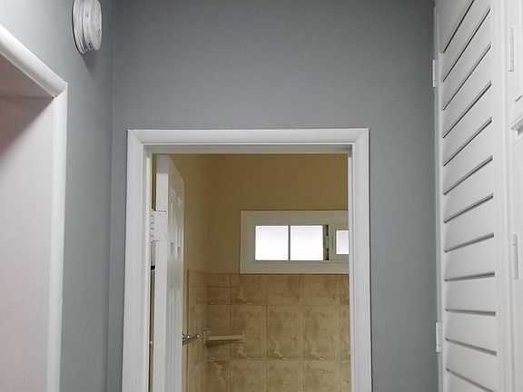3rd image of 11420 Killion St APT 3