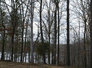 895 Strike King Dr, Cedar Grove, TN 38321