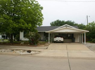 2402 NW 17th St, Lawton, OK 73507