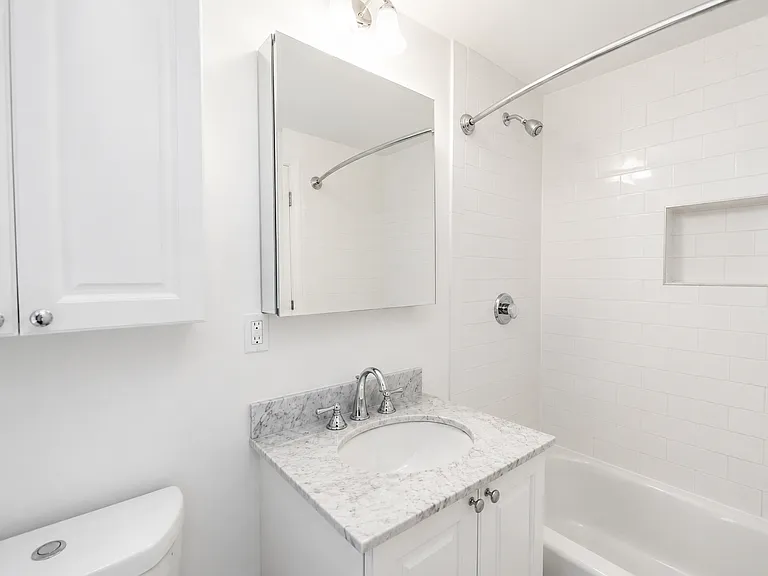 174 Sherman Rd — Photo 24