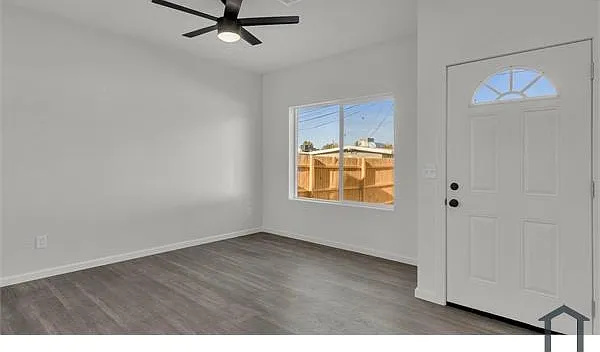 220 4th Ave E #2 — Photo 6