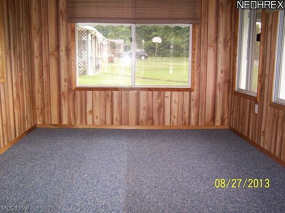 4th image of 2569 Chestnut St SE