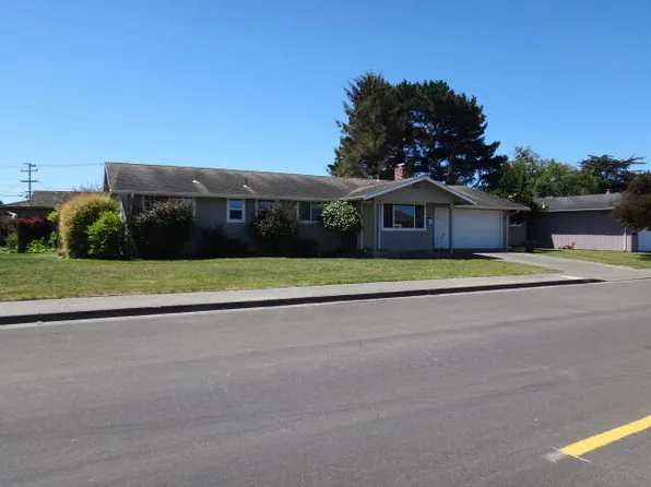 2020 Ernest Way, Arcata, CA 95521