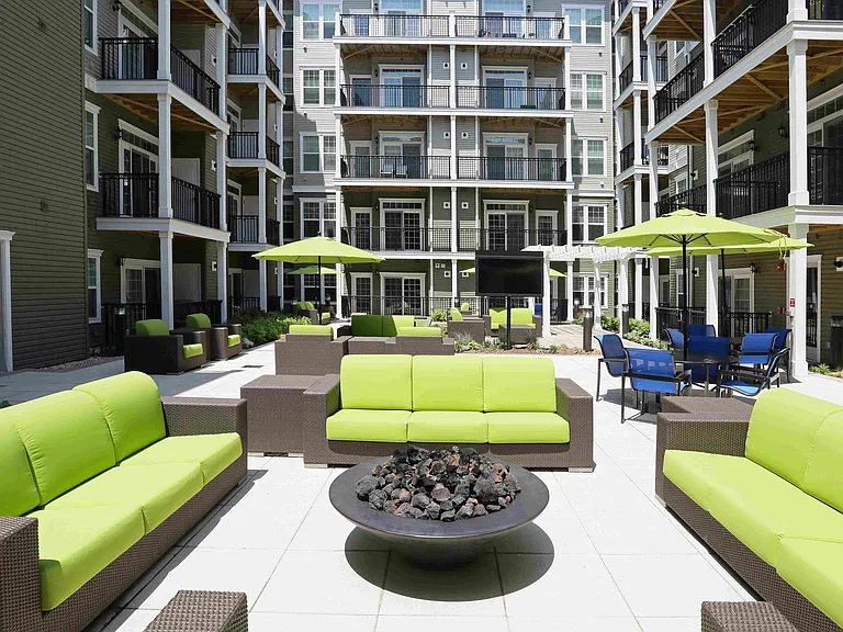 The Allure Mineola — Photo 9