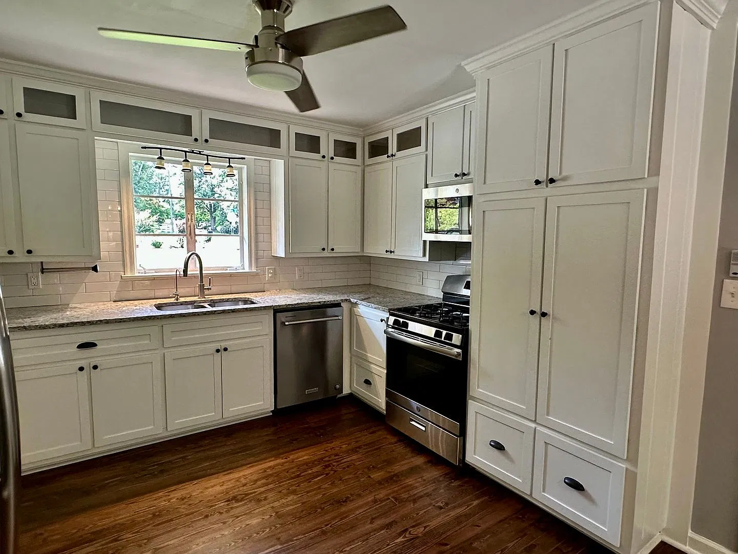 287 Brookwood Dr. — Photo 2