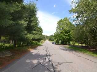 24 Chipping Stone Rd, North Attleboro, MA 02760