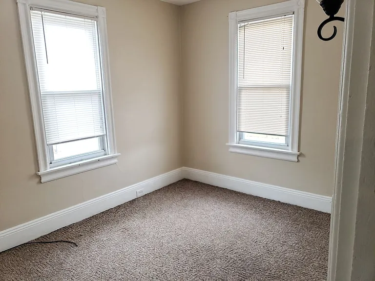 Butler 2336-2338 — Photo 8