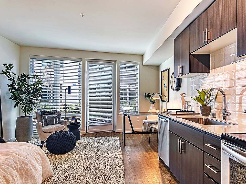 Griffis Shoreline apartment kitchen with quartz countertops.