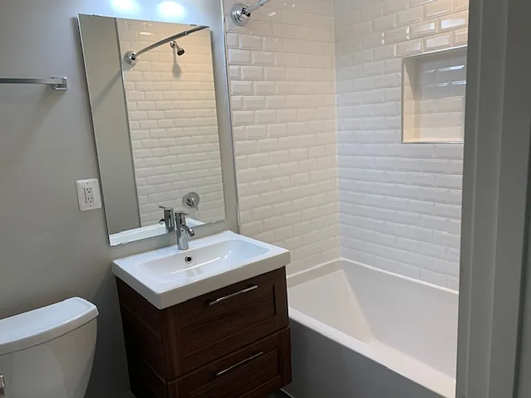 1831 Wyoming Ave NW — Photo 6