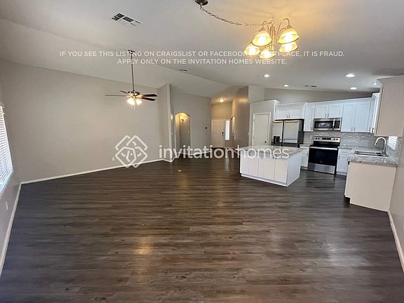 3rd image of 13185 W Mauna Loa Ln