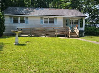 605 Stadiem Dr, Kinston, NC 28501