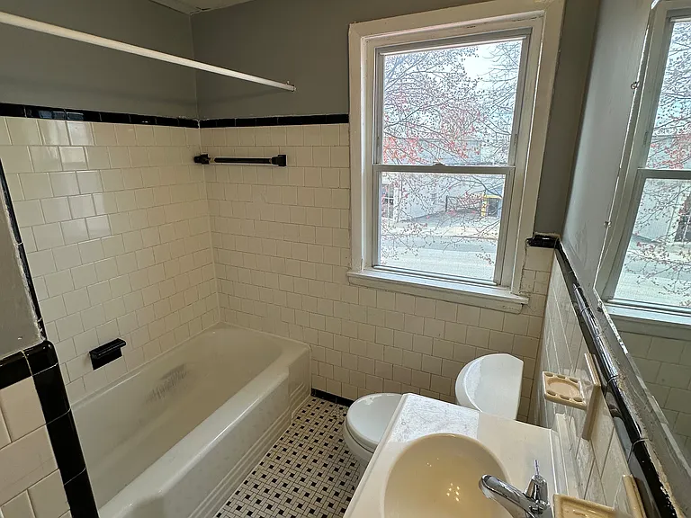 5417 Park Heights Ave — Photo 15