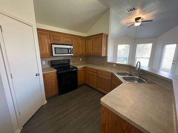 5th image of 4528 Wheatland Dr