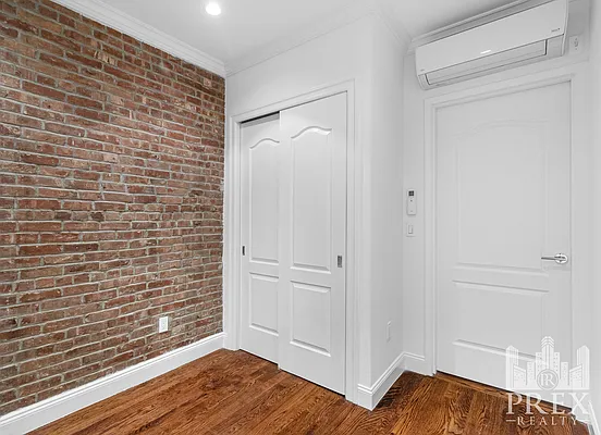 Rented by PREX Realty Corp | media 21