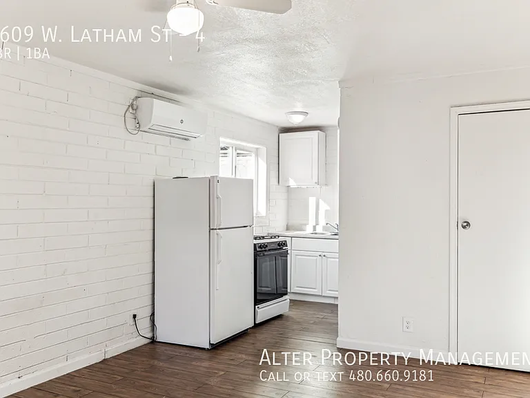1609 W Latham St #4 — Photo 3