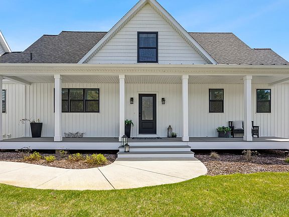 4th image of 7834 Sandy Ln