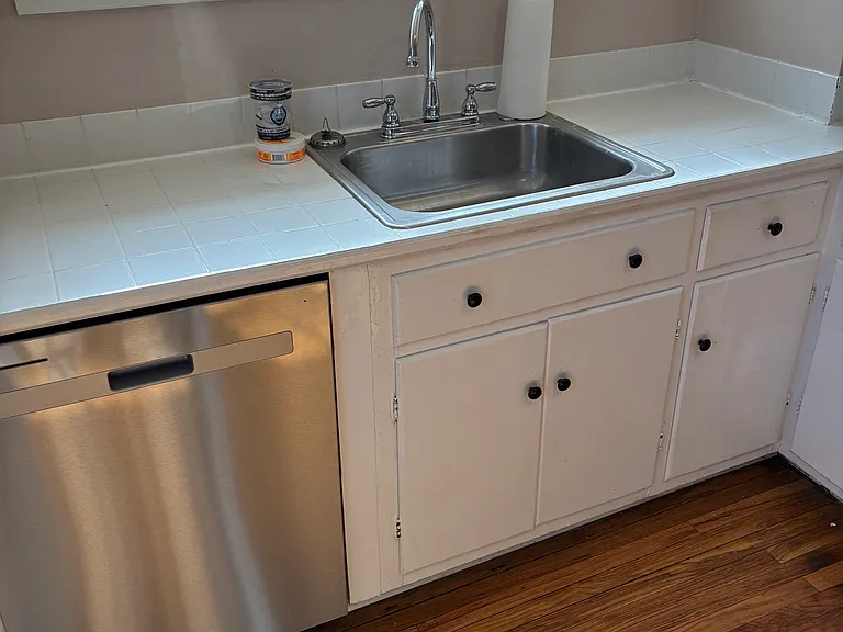 511 Wallace Ave — Photo 5