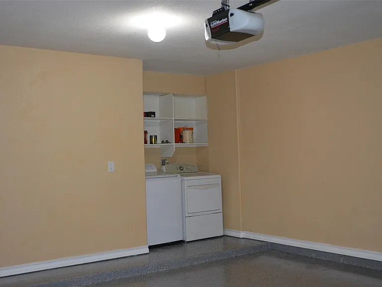 13703 Cambourne Dr — Photo 9