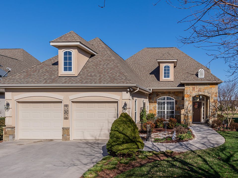 1st image of 208 Kingbird Dr