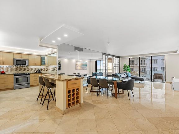 5th image of 9801 Collins Ave #10G