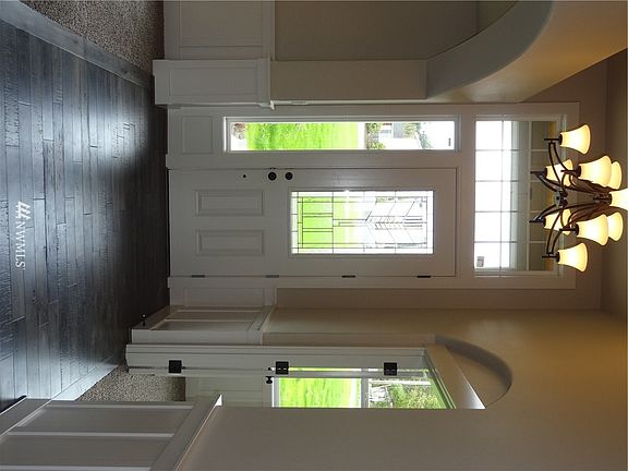 2nd image of 9203 Woodland Ave