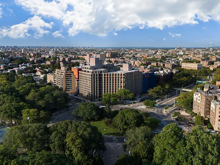 11 Ocean Pkwy #Penthouse 102 — Photo 7