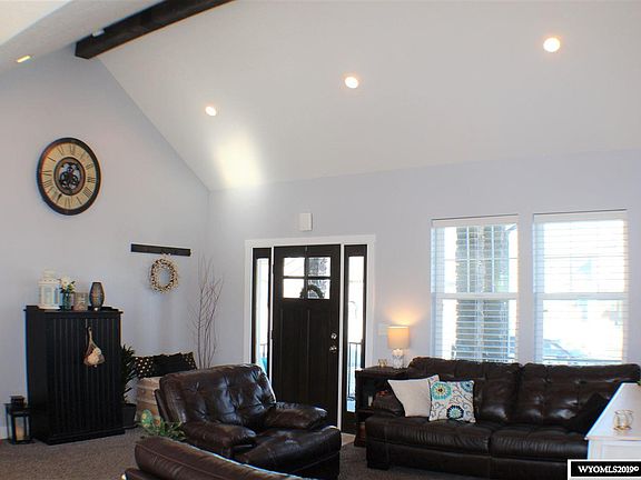 3rd image of 1014 Winchester Blvd