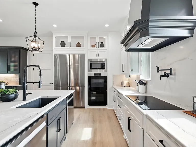123 Heavens Rd — Photo 16