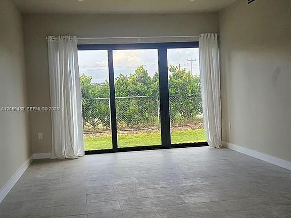 5th image of 21263 SW 234th St #2