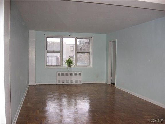 2nd image of 480 Riverdale Ave APT 2F